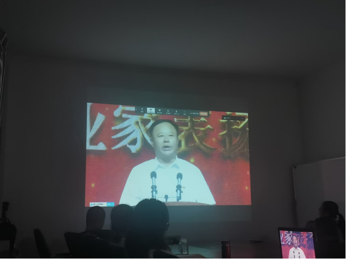 公司组织经理团队学习临淄区优秀企业家标杆精神